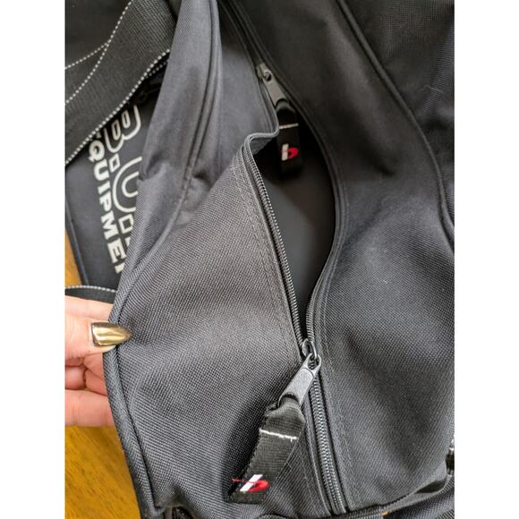 B.U.M. Equipment Duffel Bag Black White Logo Vintage 80s 90s Shoulder Strap Gym - Picture 2 of 7